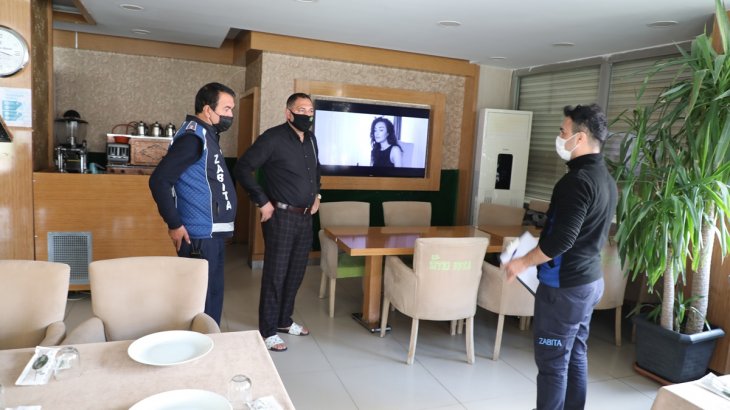Zabıta Ekiplerimiz Manav, Restoran ve Lokanta Denetiminde.