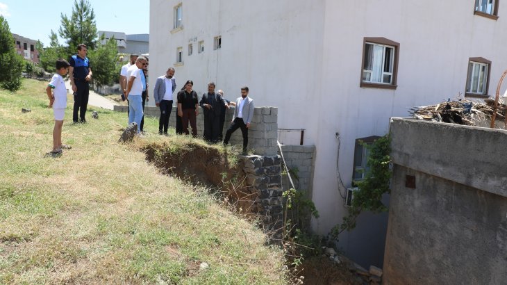 Eş Başkanlarımız  Yafes Mahallesinde Bulunan Çocuk Mezarlığında İncelemeler Bulundu