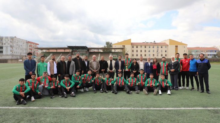 U-18 takımımız şampiyonluk kupasını aldı  