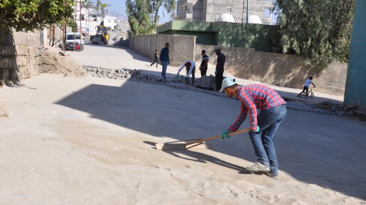 Mahallelerimizde kilit parke çalışmaları
