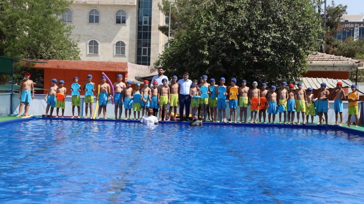 Cizre’de Bin 852 Çocuk Yüzmeyi Öğreniyor.